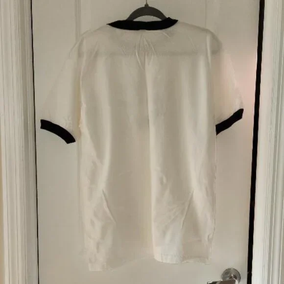 Graphic T-shirt that reads "I ❤️ My Weiner" - Picture 2 of 3